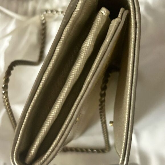 MK Metallic Gold Logo print patent leather large wallet. EUC. 0 call outs - Picture 10 of 11